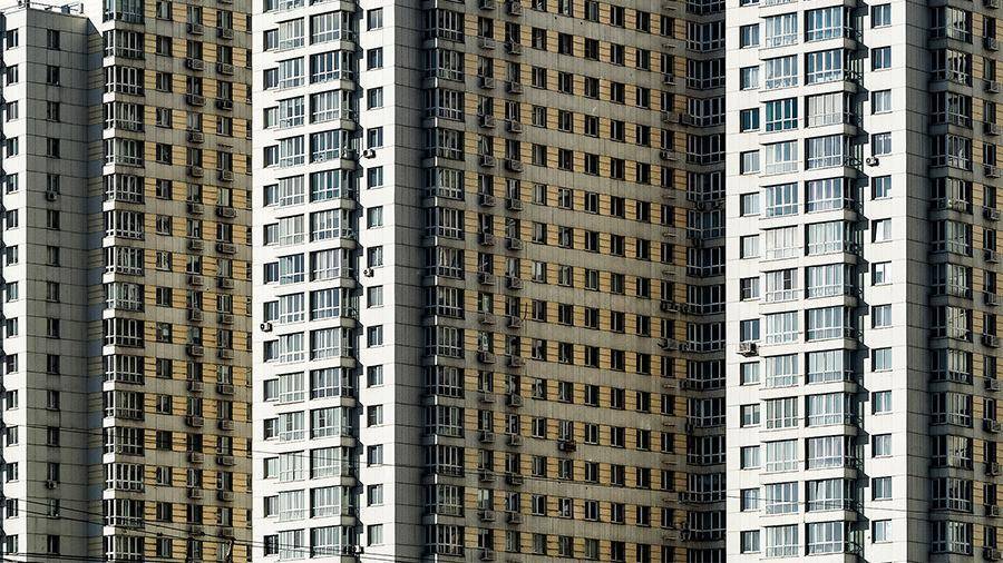 Василий Голубев - Обманутые дольщики получили ключи от квартир в Ростове - iz.ru - Ростов-На-Дону - Ростовская обл.