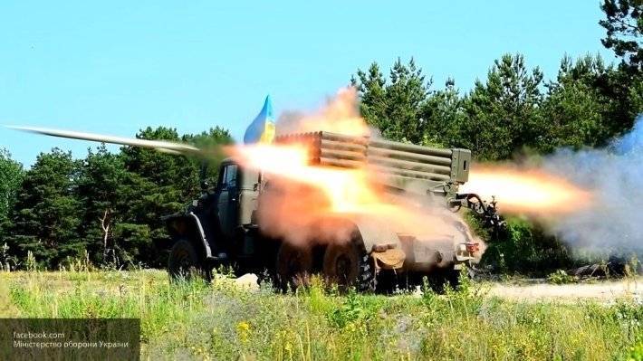 Даниил Безсонов - Бойцы ВСУ по ошибке уничтожили позиции своих войск в Донбассе - newinform.com - Украина - ДНР