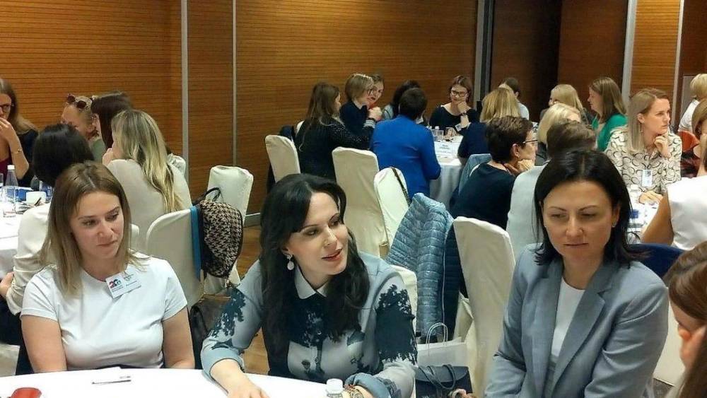 Philip Morris - Эффективно совмещать карьеру и личную жизнь? Возможно и доказано десятками успешных женщин России - tsargrad.tv - Царьград - Сколково
