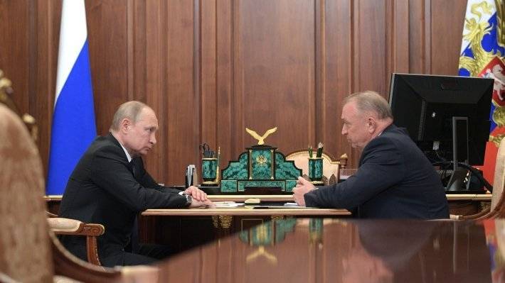 Владимир Путин - Сергей Катырин - Путин призвал четко определить понятие «семейный бизнес» - polit.info - Россия