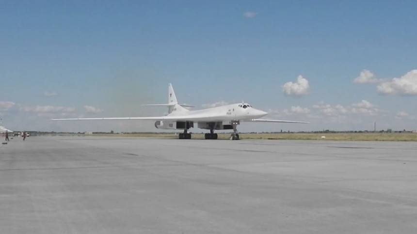 Видео: российские Ту-160 преследовали западные истребители - 5-tv.ru - Россия - Санкт-Петербург - Швеция - Финляндия - Дания