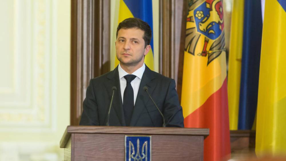 Владимир Зеленский - Людмила Денисова - Вадим Пристайко - "Разблокировать процесс "всех на всех": Раскрыт план Зеленского по обмену военнопленными с Россией - tsargrad.tv - Москва - Украина - Киев - Германия - Франция - Париж
