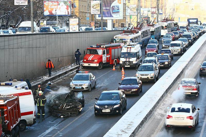 Вячеслав Володин - За непропуск скорой помощи будет грозить уголовка - bloknot.ru