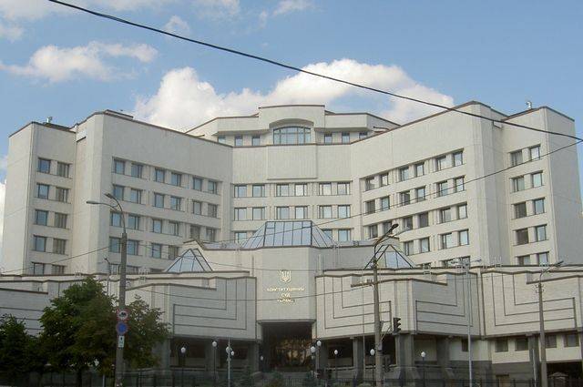 Виталий Кличко - На Украине закон о декоммунизации признали конституционным, пишут СМИ - aif.ru - Украина - Киев