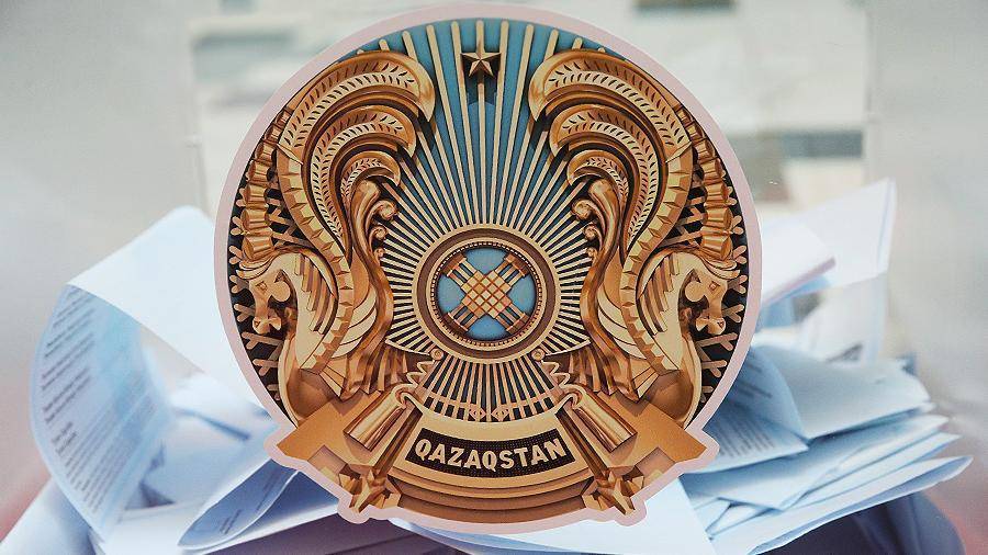 Нурсултан Назарбаев - В Казахстане оценили предполагаемые сроки перехода на латиницу - iz.ru - Казахстан