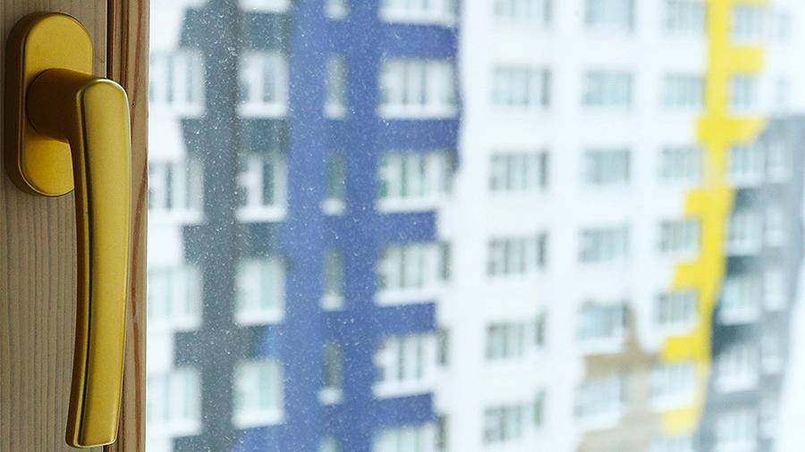 Василий Голубев - Обманутые дольщики получили ключи от квартир в Ростове - iz.ru - Ростов-На-Дону - Ростовская обл.