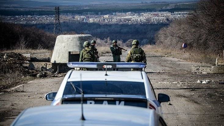 Владимир Зеленский - Вадим Пристайко - В Киеве заявили о договоренности провести обмен пленными в течение месяца - riafan.ru - Украина - Киев - Донецк - Париж - Минск - Луганск - станица Луганская