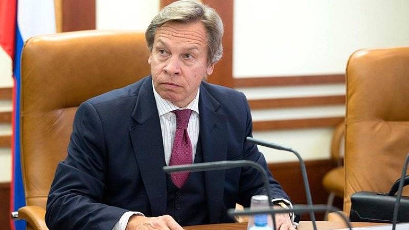Владимир Путин - Алексей Пушков - Карл Маркс - Александр Турчинов - Пушков ответил на угрозы Турчинова - polit.info - Россия - Украина - Крым - Краснодарский край
