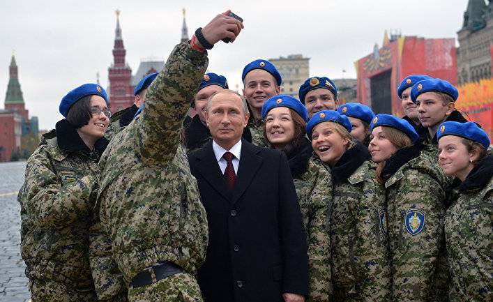 Владимир Путин - Ангела Меркель - Medya Günlüğü (Турция): борьба за селфи с Путиным - inosmi.ru - Москва - Россия - Екатеринбург - Турция - Германия - Конго