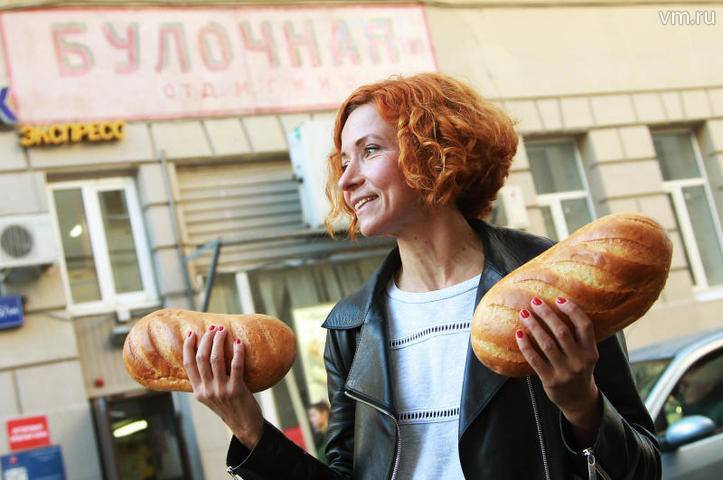 Роспотребнадзор рассказал, как безошибочно выбрать свежий хлеб в магазине - vm.ru