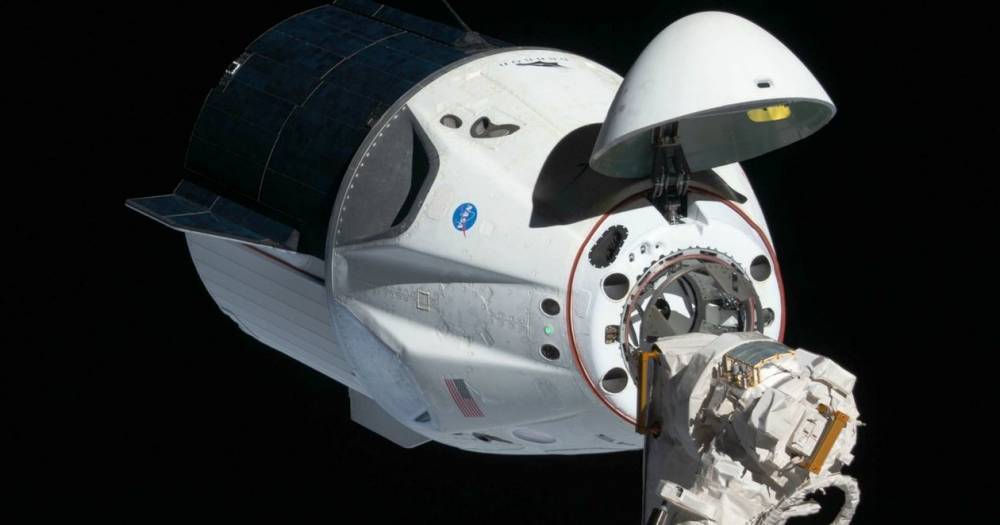 Корабль SpaceX взорвался из-за самовоспламенения титанового клапана - popmech.ru - США