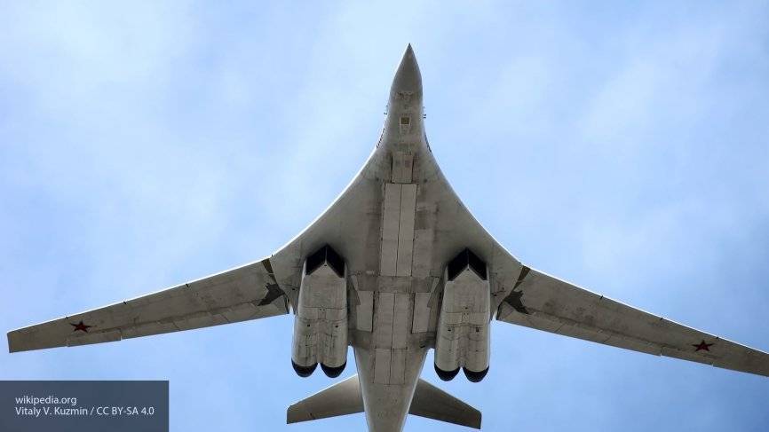 На видео попал полет ракетоносцев Ту-160 над Балтийским морем - newinform.com - Россия - Швеция - Финляндия - Дания