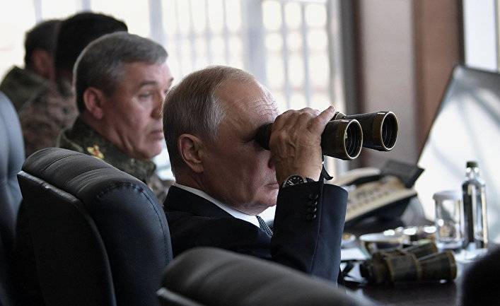 Do Rzeczy (Польша): если бы Путин не захватил Крым, возможно, он был бы уже мертв - inosmi.ru - Москва - Россия - США - Польша - Варшава