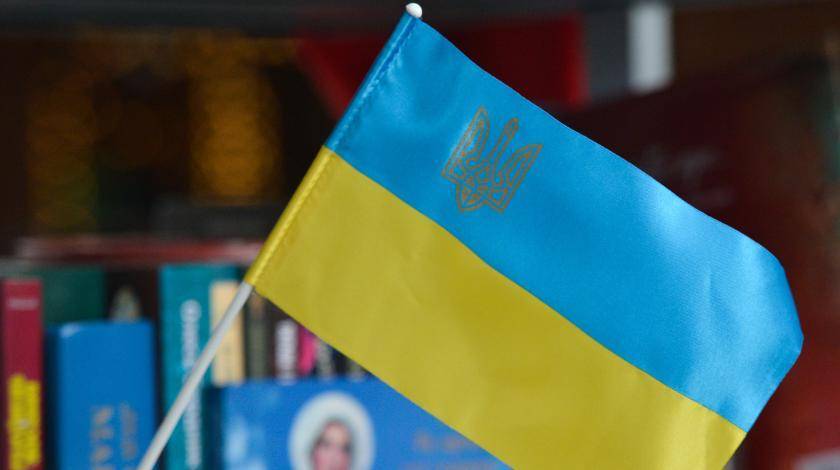 Владимир Зеленский - Петр Порошенко - Вадим Пристайко - Офис Зеленского потребовал от России не вмешиваться в языковый вопрос на Украине - utro.ru - Россия - Украина