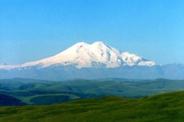 В Кабардино-Балкарии два альпиниста сорвались при восхождении на Эльбрус - aif.ru - Россия - Пермь - респ. Кабардино-Балкария