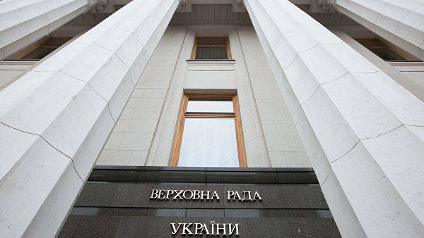 Петр Порошенко - В Раду внесли законопроект об отмене закона о госязыке - newtvnews.ru - Украина