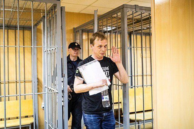 Владимир Путин - Иван Голунов - Андрей Щиров - Уволены четверо сотрудников УВД, которые занимались делом Голунова - aif.ru - Москва