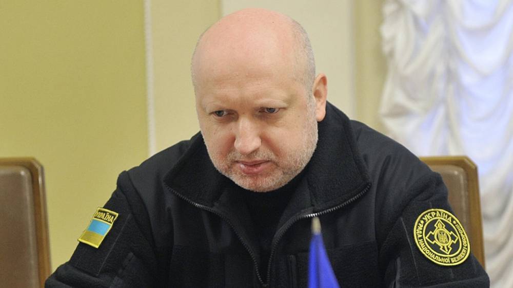 Александр Турчинов - Александр Шерин - В Госдуме оценили серьезность обещаний Турчинова снести Крымский мост - riafan.ru - Россия - Украина - Киев