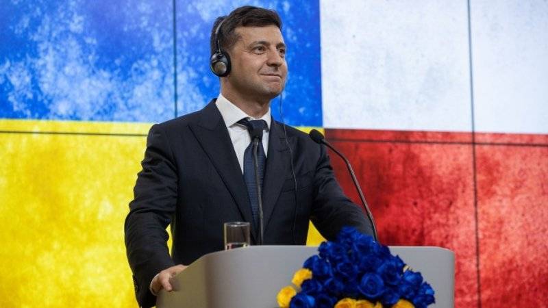 Владимир Зеленский - Зеленский - Руслан Стефанчук - Команда Зеленского не исключает досрочных местных выборов - polit.info - Украина - Крым