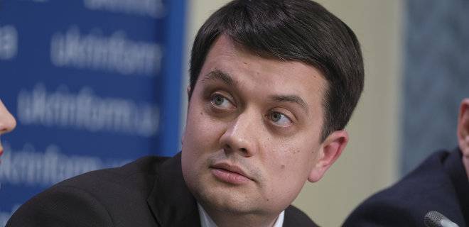 Владимир Путин - Дмитрий Разумков - Кирилл Вышинский - Сергей Курченко - Разумков и шпион ГРУ Вышинский периодически контактировали — расследование - rusjev.net - Россия - Украина - Крым