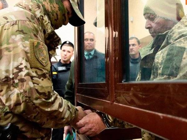 Продлен арест задержанных в Керченском проливе моряков - polit.ru - Москва - Россия - Украина - Черное Море