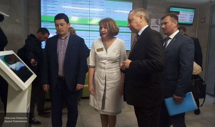 Александр Беглов - Беглов - Александр Беглов посетил первую «Бережливую поликлинику» Петербурга - newinform.com - Санкт-Петербург