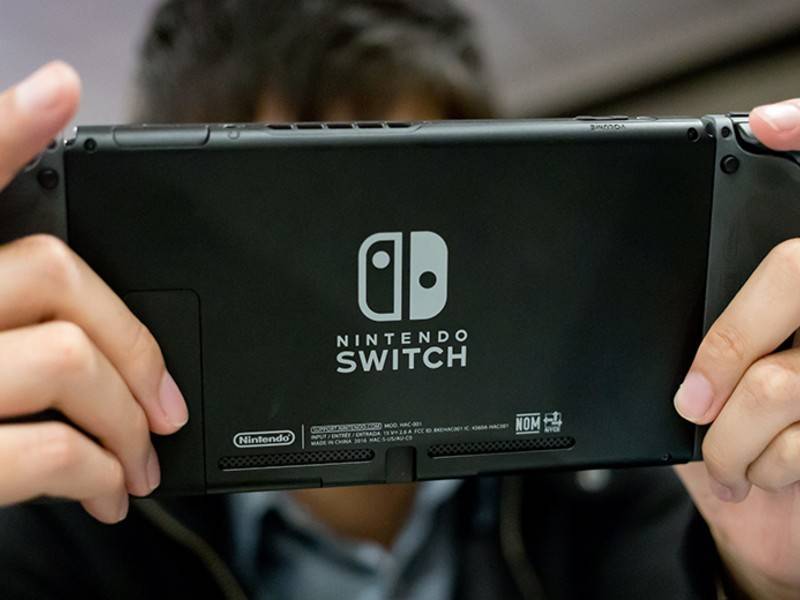 Nintendo анонсировала Switch с улучшенной батареей - news.ru