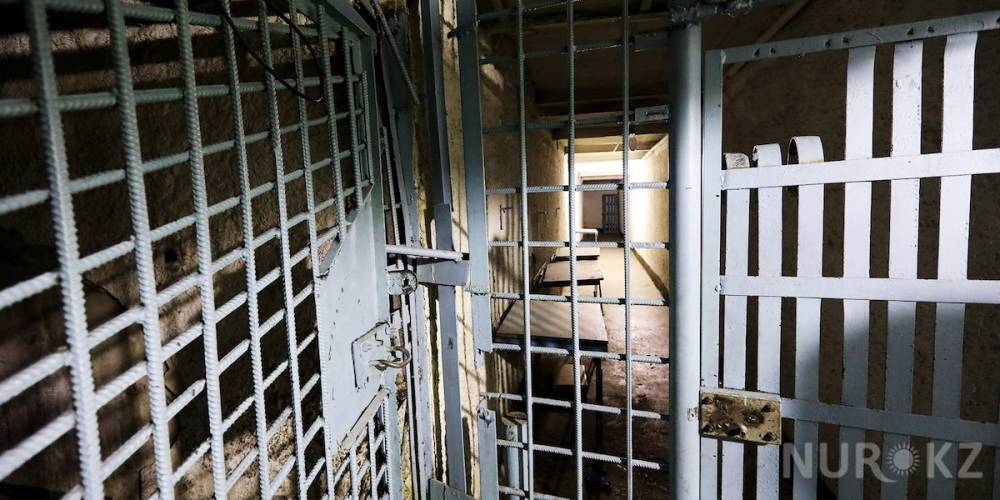 Петр Карандашов - Лидер профсоюза осужден на 7 лет за хищение 11 млн тенге в Шымкенте - nur.kz - Шымкент