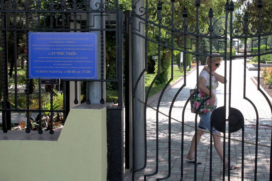 Число госпитализированных из лагеря в Крыму выросло до 56 человек - m24.ru - респ. Татарстан - Евпатория