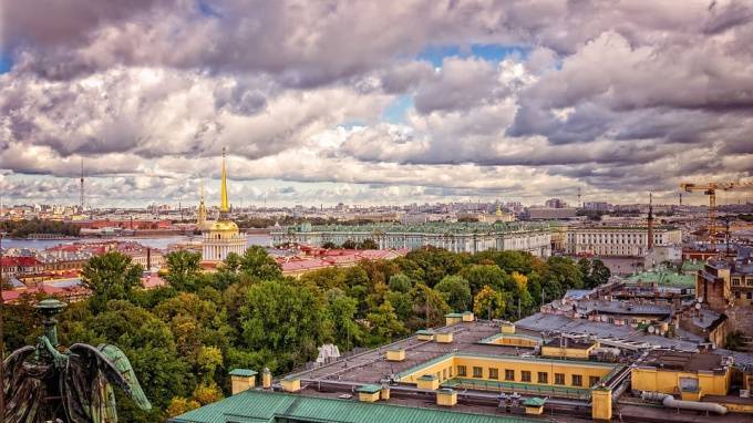 Михаил Леус - В среду в Петербурге будет прохладно и дождливо - piter.tv - Санкт-Петербург