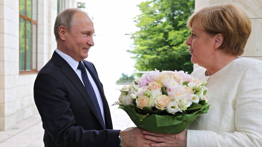 Владимир Путин - Ангела Меркель - Путин по телефону поздравил Меркель с 65-летием - politexpert.net - Россия - Германия