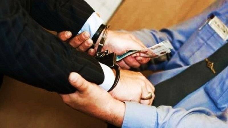 Жителя Ставрополья попался на крупной взятке для сотрудника ФСБ - polit.info - Россия - Ставрополье