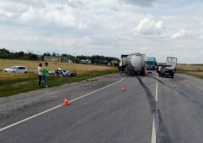 На участке трассы М6 в Рязанской области произошло два смертельных ДТП с разницей в четыре часа - ya62.ru - Москва - Казахстан - Московская обл. - район Скопинский - район Пронский