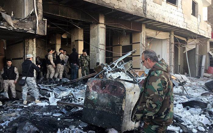 Взрыв автомобиля в Сирии: четверо военных погибли, 14 ранены - ru.armeniasputnik.am - Сирия