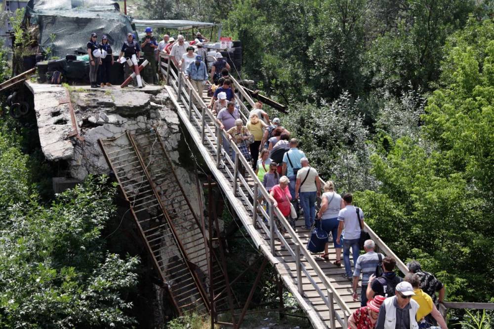 В ходе заседания Контактной группы удалось договориться о порядке ремонта и дальнейшей эксплуатации моста в Станице Луганской - news-front.info - ЛНР - станица Луганская