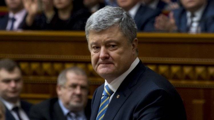 Владимир Путин - Петр Порошенко - Порошенко попросил Европарламент усилить антироссийские санкции - riafan.ru - Москва - Россия - Украина - Киев