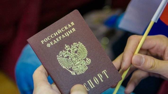 Владимир Путин - Электронная очередь на получение паспортов РФ появится в ЛНР - polit.info - Москва - Россия - Украина - Киев - ДНР - ЛНР