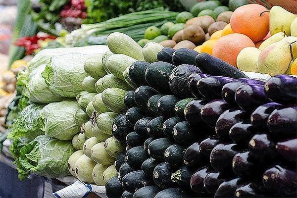 Анна Безрукова - ЦБ: инфляция замедлилась из-за падения цен на овощи - moneytimes.ru - Россия