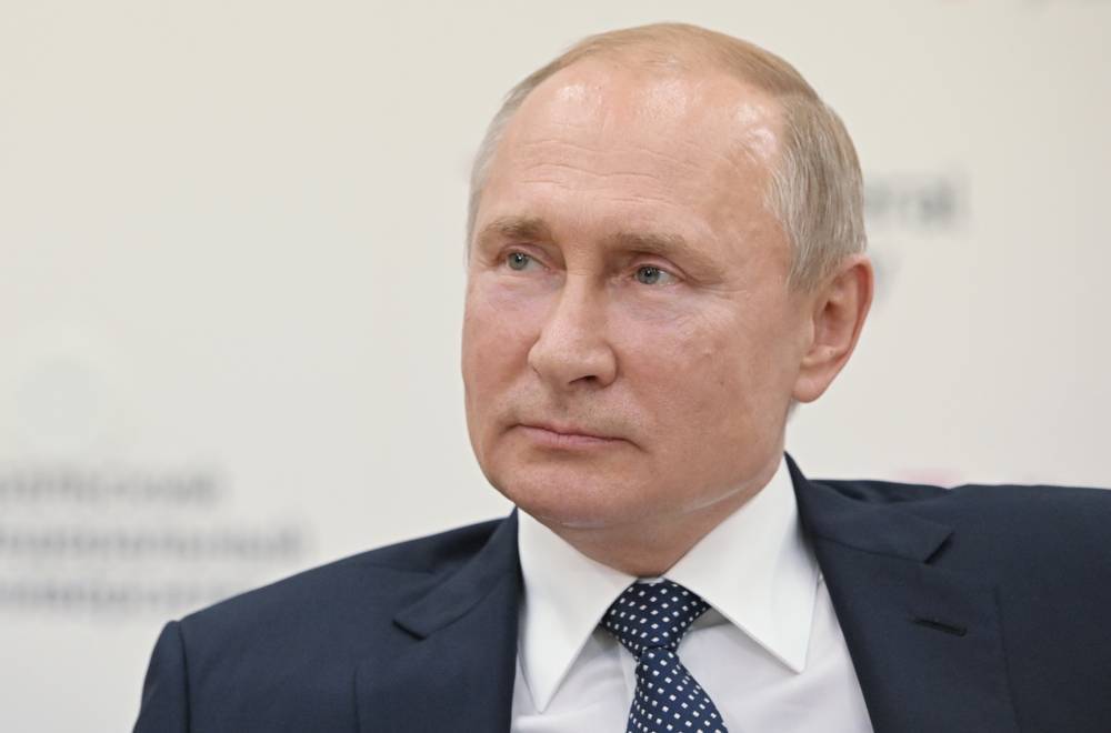 Владимир Путин - Путин расширил упрощенный режим получения гражданства на весь Донбасс. РЕН ТВ - ren.tv - Россия - Украина - обл. Донецкая - Луганская обл. - ДНР - ЛНР