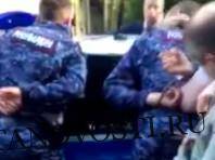 Иван Голунов - Александр Бойков - В Петербурге задержали двоих росгвардейцев, подбросивших школьнику наркотики - lentanovosti.ru - Москва - Россия - Санкт-Петербург