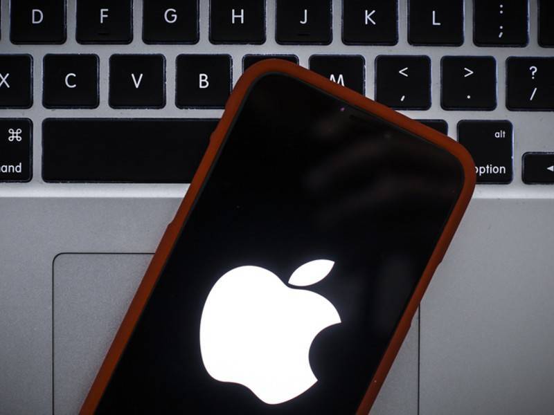 Apple показала новые эмодзи - news.ru