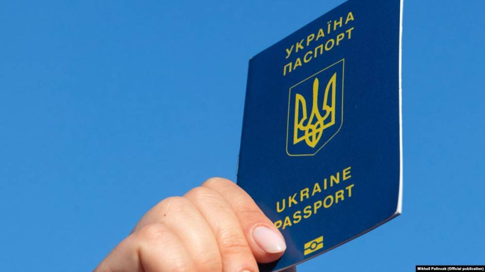 Владимир Зеленский - Зеленский поручил упростить предоставление гражданства Украины - svoboda.org - Москва - Россия - Украина - Киев - обл. Донецкая - Луганская обл. - ДНР - Канада - ЛНР