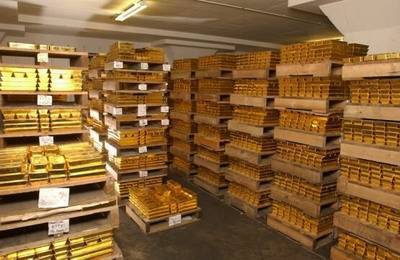 Дональд Трамп - Николас Мадуро - Венесуэла продала золотые запасы на десятки млн долларов - ghall.com.ua - США - Вашингтон - Турция - Венесуэла - Эмираты - Каракас