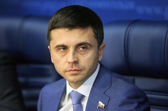 Владимир Путин - Руслан Бальбек - В Госдуме оценили упрощение получения гражданства РФ для жителей Донбасса - pnp.ru - Москва - Россия - Украина - Киев - обл. Донецкая - Луганская обл. - Донбасс