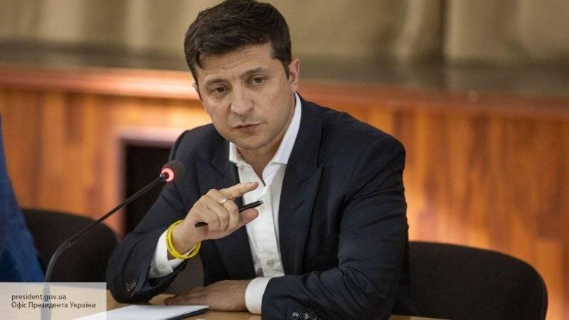 Владимир Зеленский - Владимир Путин - Зеленский - Сергей Матвеев - Андрей Головачев - Зеленский заявил, что его убеждали отказаться от разговора с Путиным - politros.com - Россия - Украина - Киев