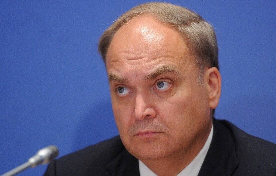 Чак Шумер - Анатолий Антонов - Антонов обвинил США в развязывании визовой войны против РФ - politexpert.net - Москва - Россия - США - Вашингтон