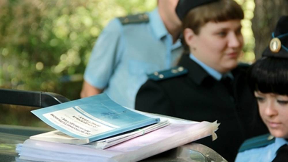"Аааааа, папа, папа": В Башкирии под душераздирающие крики девочки ее толпой разлучили с отцом - tsargrad.tv - Башкирия - район Кушнаренковский