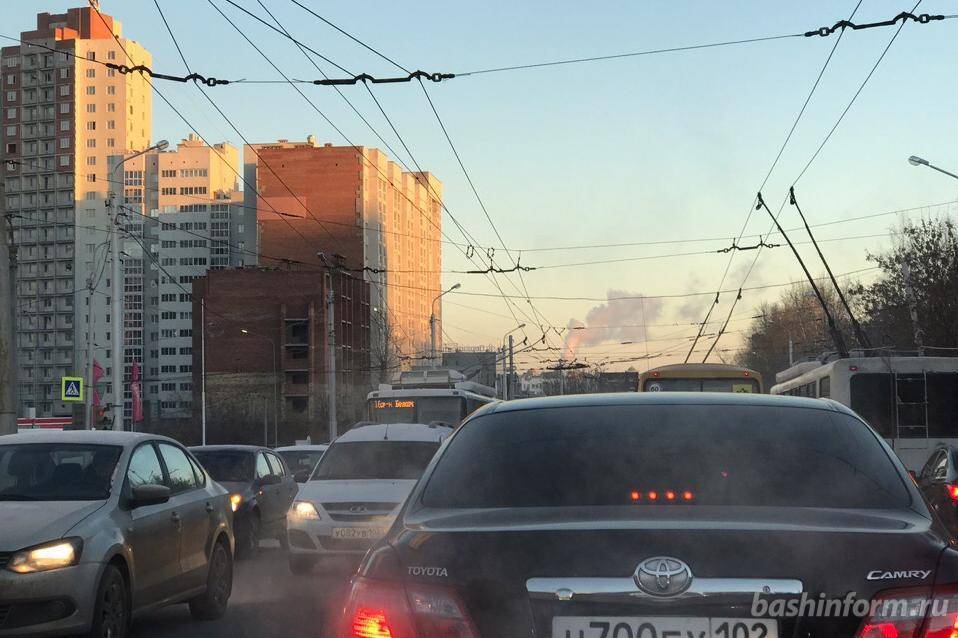 Уфа вошла в десятку рейтинга городов России с сильным загрязнением воздуха диоксидом азота // ОБЩЕСТВО | новости башинформ.рф - bashinform.ru - Москва - Россия - Башкирия - Санкт-Петербург - Новосибирск - Уфа - Челябинск - Красноярск - Казань - Омск - Экология