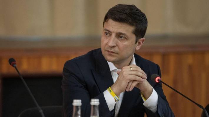 Владимир Зеленский - Владимир Путин - Зеленский - Зеленский решил упростить предоставление гражданства Украины - polit.info - Россия - Украина - Гражданство