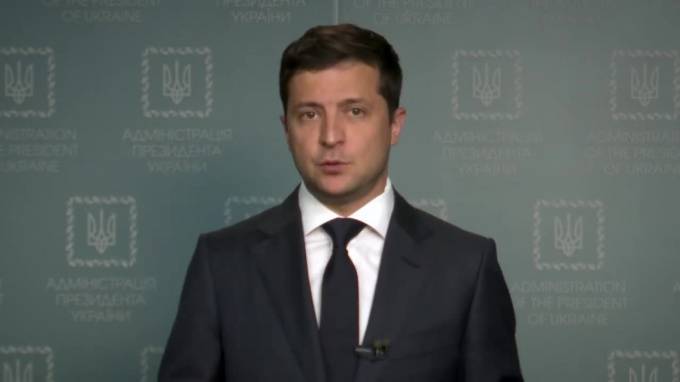 Владимир Зеленский - Дмитрий Песков - Зеленский назвал условие для возобновления диалога с Россией - piter.tv - Россия - Украина